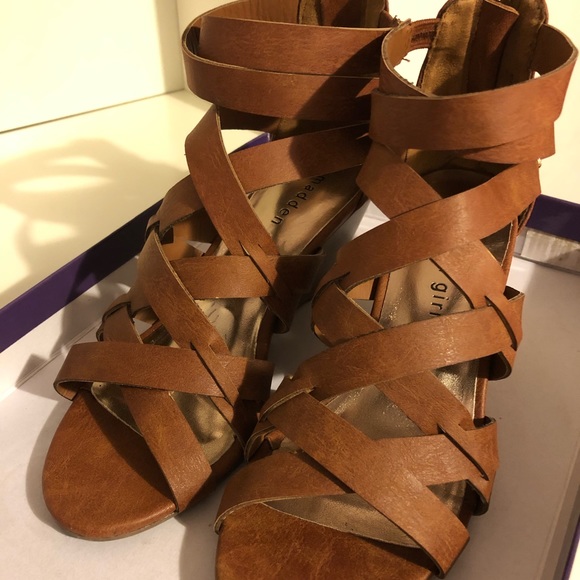 Madden Girl hiighfiv wedge sandals - Picture 3 of 5